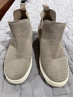 Chelsea & Violet Neutral Knit Slip-On Sneaker